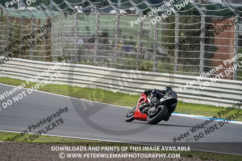 estoril;event digital images;motorbikes;no limits;peter wileman photography;portugal;trackday;trackday digital images